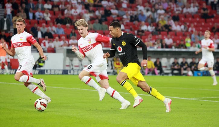 September 19, 2026 VfB Stuttgart vs. Borussia Dortmund Germany, Stuttgart, September 19, 2026, Soccer, Bundesliga, 2026–2027 Season, VfB Stuttgart vs. Borussia Dortmund 0–1; Photo by Grischa Prömel, Angelo Stiller (VfB Stuttgart), Ethan Nwaneri (Borussia Dortmund)