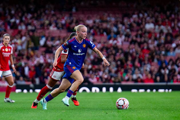 Barclays Women™s Super League match between Arsenal Women and Manchester United, ManU Women LONDON, ENGLAND - SEPTEMBER 19: Anna Sandberg of Manchester United during the Barclays Women™s Super League match between Arsenal Women and Manchester United Women at Emirates Stadium on September 19, 2026 in London, England London United Kingdom Copyright: xNinaxFarooqix
