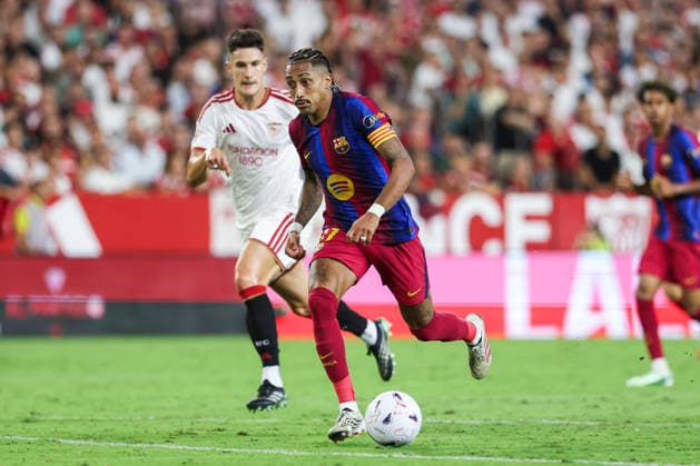 September 19, 2026, Sevilla, Sevilla, Spain: Raphinha of FC Barcelona, Barca in action during the Spanish league, LaLiga EA Sports, football match played between Sevilla FC and FC Barcelona at Ramon Sanchez-Pizjuan stadium on September 19, 2026, in Sevilla, Spain. Sevilla Spain - ZUMAa181 20260919_zaa_a181_669 Copyright: xIrinaxR.xHipolitox