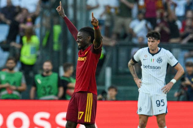 SOCCER - Serie A - AS Roma vs. Inter - FC Internazionale Photo by IPA ABACAPRESS.COM88719331 - Manu Kone of Roma celebrates scoring a goal to make the score 2-0 during the Serie A Enilive soccer match between Roma and Inter at the Olimpico Stadium on September 19, 2026, in Rome, Lazio. During the AS Roma vs. Inter - FC Internazionale Italian Serie A soccer match in Rome, Italy, on September 19, 2026 Rome Italy  Copyright: xIPAxSport ABACAx