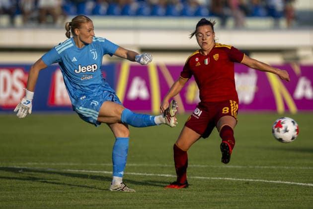 IPA88735218 - Kaileigh Van Dooren and Larissa Rusek during the Final—Juventus FC vs. AS Roma, Serie A Women s Cup in Viareggio (LU), Italy, September 19, 2026  Copyright: xJacopoxCane IPAxSportx xx IPA88735218