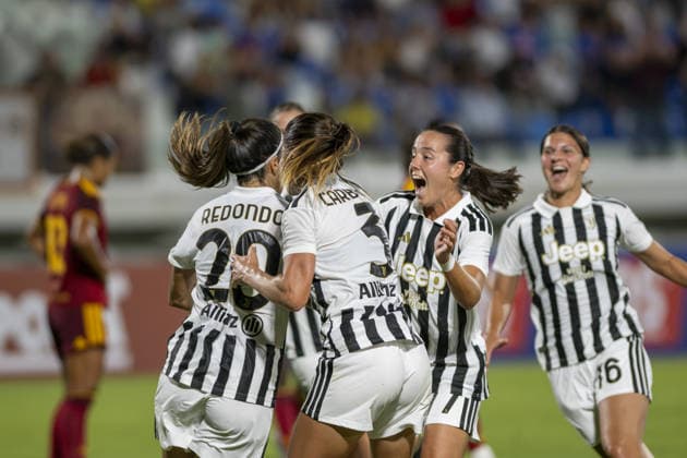 IPA88735518 - Juventus Celebrates After Scoring a Goal During the Final - Juventus FC vs. AS Roma, Serie A Women s Cup in Viareggio (LU), Italy, September 19, 2026  Copyright: xJacopoxCane IPAxSportx xx IPA88735518