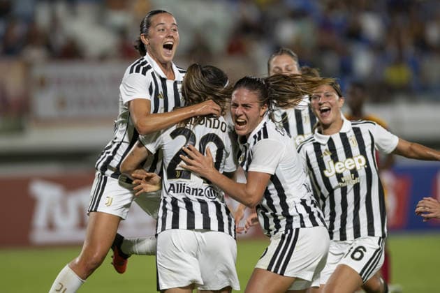 IPA88735521 - Juventus Celebrates After Scoring a Goal During the Final - Juventus FC vs. AS Roma, Serie A Women s Cup in Viareggio (LU), Italy, September 19, 2026  Copyright: xJacopoxCane IPAxSportx xx IPA88735521