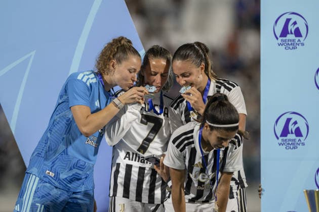 IPA88735682 - Juventus celebration after winning the cup in the final—Juventus FC vs. AS Roma, Serie A Women s Cup in Viareggio (LU), Italy, September 19, 2026  Copyright: xJacopoxCane IPAxSportx xx IPA88735682