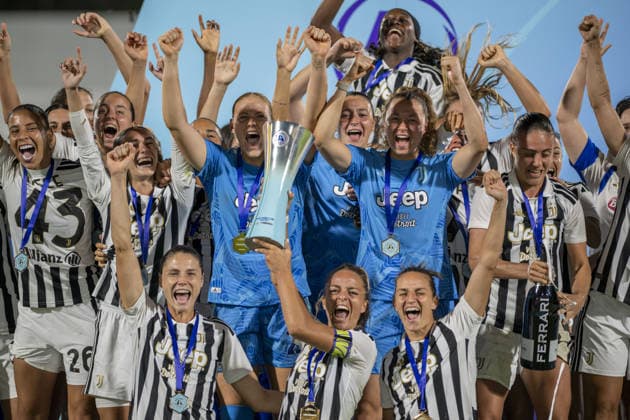 IPA88735701 - Juventus celebration after winning the cup in the final—Juventus FC vs. AS Roma, Serie A Women s Cup in Viareggio (LU), Italy, September 19, 2026  Copyright: xJacopoxCane IPAxSportx xx IPA88735701