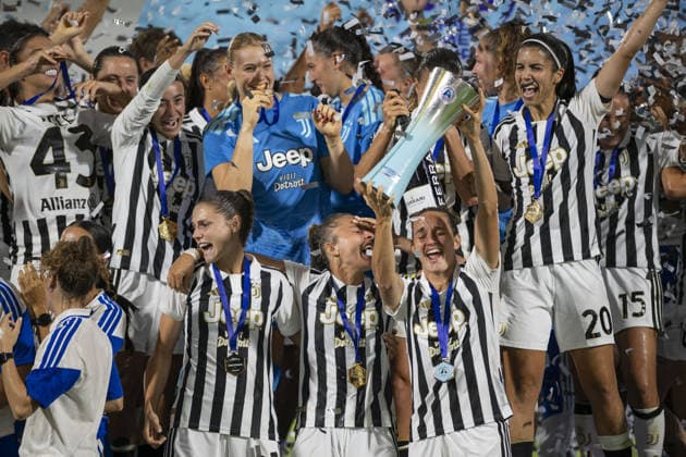 IPA88735692 - Juventus celebration after winning the cup in the final—Juventus FC vs. AS Roma, Serie A Women s Cup in Viareggio (LU), Italy, September 19, 2026  Copyright: xJacopoxCane IPAxSportx xx IPA88735692