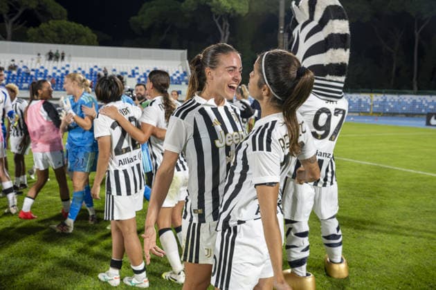 IPA88735698 - Juventus celebration after winning the cup in the final—Juventus FC vs. AS Roma, Serie A Women s Cup in Viareggio (LU), Italy, September 19, 2026  Copyright: xJacopoxCane IPAxSportx xx IPA88735698
