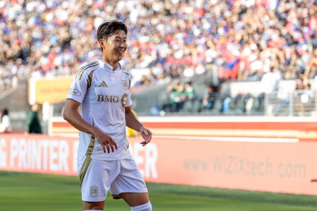 SANTA CLARA, CA - SEPTEMBER 19: Son Heung-Min 7 of the Los Angeles Football Club celebrates a goal in the first half of an MLS, Fussball Herren, USA match against the San Jose Earthquakes on September 19, 2026 at Levi s Stadium in Santa Clara, CA. (Photo by Matthew Huang Icon Sportswire) SOCCER: SEP 19 MLS San Jose Earthquakes vs Los Angeles Football Club EDITORIAL USE ONLY Icon260919011