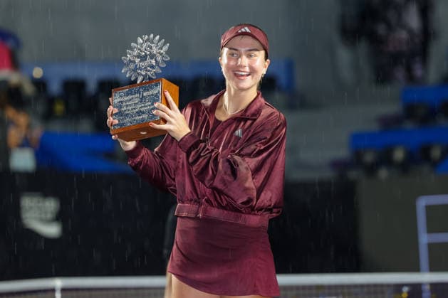 WTA GUADALAJARA OPEN 2026 WTA GUADALAJARA OPEN 2026 PEYTON STEARNS VS IVA JOVIC 09 19 2026 GUADALAJARA, JALISCO Action photo of Iva Jovic of the United States, champion of the singles tournament at the 2026 WTA Guadalajara Open, held at the Centro Panamericano de Tenis in Guadalajara, Jalisco, Mexico Action photo of Iva Jovic of the United States, champion of the singles tournament at the 2026 WTA Guadalajara Open, held at the Centro Panamericano de Tenis in Guadalajara, Jalisco, Mexico PHOTO BY IMAGENSHOP PHOTO AGENCY GUADALAJARA JALISCO MEXICO Copyright: xIMAGENSHOPxAGENCIAxFOTOGRAFICAx