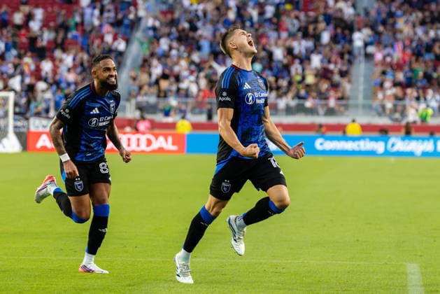 SANTA CLARA, CA - SEPTEMBER 19: Reid Roberts 18 of the San Jose Earthquakes celebrates a goal in stoppage time of an MLS, Fussball Herren, USA match against the Los Angeles Football Club on September 19, 2026 at Levi s Stadium in Santa Clara, CA. (Photo by Matthew Huang Icon Sportswire) SOCCER: SEP 19 MLS San Jose Earthquakes vs Los Angeles Football Club EDITORIAL USE ONLY Icon260919029