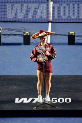 WTA GUADALAJARA OPEN 2026 WTA GUADALAJARA OPEN 2026 PEYTON STEARNS VS IVA JOVIC 09 19 2026 GUADALAJARA, JALISCO Action photo of Iva Jovic of the United States, champion of the singles tournament at the 2026 WTA Guadalajara Open, held at the Centro Panamericano de Tenis in Guadalajara, Jalisco, Mexico Action photo of Iva Jovic of the United States, champion of the singles tournament at the 2026 WTA Guadalajara Open, held at the Centro Panamericano de Tenis in Guadalajara, Jalisco, Mexico PHOTO BY IMAGENSHOP PHOTO AGENCY GUADALAJARA, JALISCO, MEXICO Copyright: xIMAGENSHOPxAGENCIAxFOTOGRAFICAx
