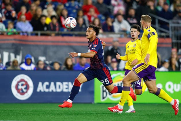 September 19, 2026; Foxborough, Massachusetts, USA; New England Revolution defender Peyton Miller (25) drives towards goal in a Major League Soccer game against Orlando City SC at Gillette Stadium. (c) CSM - ZUMAc04_ 20260919_zma_c04_289 Copyright: xBurtxGranofskyx