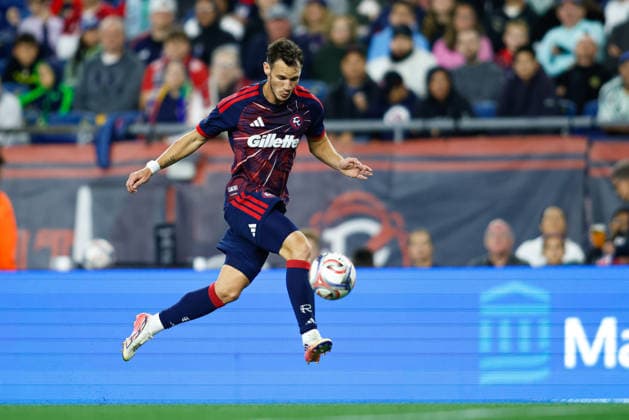 September 19, 2026; Foxborough, Massachusetts, USA; New England Revolution midfielder Daniel Gazdag (16) runs towards goal in a Major League Soccer game against Orlando City SC at Gillette Stadium. (c) CSM - ZUMAc04_ 20260919_zma_c04_302 Copyright: xBurtxGranofskyx
