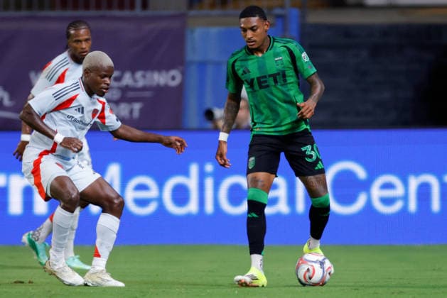 September 19, 2026, Frisco, Texas, United States: Austin FC midfielder JOSEPH ROSALES (30) kicks the ball during the second half in a soccer game, Saturday, Sept. 19, 2026, in Frisco, Texas. Frisco United States - ZUMAa325 20260919_zsa_a325_019 Copyright: xDavidxBalleringxIix