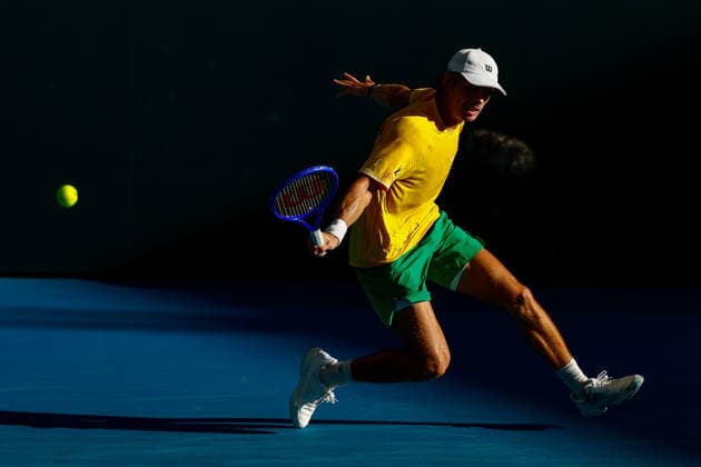 TENNIS DAVIS CUP AUSTRALIA POLAND, Alex de Minaur of Australia plays a backhand during his match against Kamil Majchrzak of Poland during the Davis Cup match between Australia and Poland at Pat Rafter Arena in Brisbane, Sunday, September 20, 2026. ( NO ARCHIVING, EDITORIAL USE ONLY  Copyright: xRUSSELLxFREEMANx 20260920172758005555