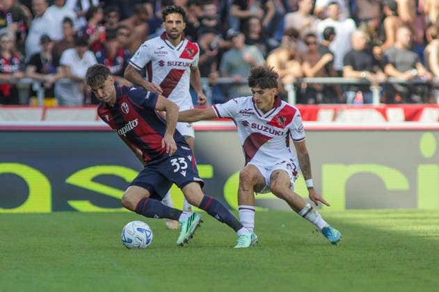 Bologna FC v Torino FC - Serie A 2026 27 Juan Miranda of Bologna FC competes for the ball with Niccolo Fortini of Torino FC during the Bologna BFC vs Torino FC match in the 5th round of the Serie A Enilive 2026-27 season at Renato Dall Ara stadium in Bologna, Italy, on September 19, 2026. Bologna Italy  Copyright: xDavidexCasentinix originalFilename:casentini-bolognab260919_npIRE.jpg