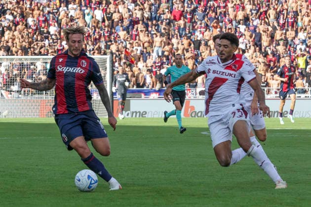 Bologna FC v Torino FC - Serie A 2026 27 Federico Bernardeschi of Bologna FC battles for the ball with Saul Coco of Torino FC during the Bologna BFC vs Torino FC match in the 5th round of Serie A Enilive 2026-27 at Renato Dall Ara stadium in Bologna, Italy, on September 19, 2026. Bologna Italy  Copyright: xDavidexCasentinix originalFilename:casentini-bolognab260919_npkcM.jpg