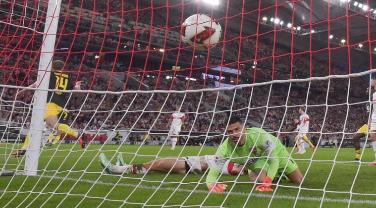 September 19, 2026, xblx, Soccer, Bundesliga 1, VfB Stuttgart vs. Borussia Dortmund, Fabian Bredlow (VfB Stuttgart), looking disappointed, disappointment, disappointment, after the goal making it 0–1 by Maximilian Beier, Borussia Dortmund. DFL and DFB regulations prohibit any use of photographs as image sequences and or quasi-video. Stuttgart