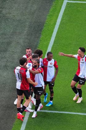 Eredivisie: Feyenoord Rotterdam v FC Utrecht Rotterdam - Charles Vanhoutte, Jeremiah st Juste of Feyenoord, Gjivai Zechiel of Feyenoord, Givairo Read, Tsuyoshi Watanabe of Feyenoord during the seventh competition round of the 2026 2027 Eredivisie season. The match is set between Feyenoord Rotterdam and FC Utrecht at Stadion Feijenoord De Kuip on 20 September 2026 in Rotterdam, The Netherlands. Copyright: xTomxBodex