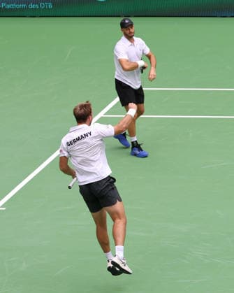 L R Team Germany, Kevin Krawietz, Tim Puetz celebrating, Men s Doubles, Davis Cup Germany vs. Croatia, Heristo Arena, Halle Westf, Germany Tennis Davis Cup 20026 Heristo Arena Halle West, North Rhine-Westphalia, Germany, September 20, 2026 Copyright: xJuergenxHasenkopfx