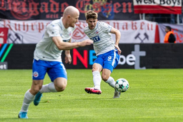 3rd Division, Matchday 7: Rot-Weiss Essen vs. Hansa Rostock, September 20, 2026; Florian Bohnert, Hansa Rostock; 3rd Division, Matchday 7: Rot-Weiss Essen vs. Hansa Rostock; Stadion an der Hafenstraße, Essen, September 20, 2026. DFL regulations prohibit any use of photographs as image sequences and or quasi-video. Copyright: xBEAUTIFULxSPORTS Buriakovx