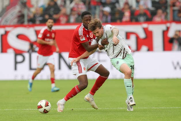 Football, 2nd Bundesliga, Energie Cottbus v FC St. Pauli