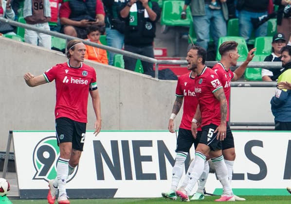 Germany Soccer 2. Bundesliga 2026–2027, Matchday 6: Hannover 96 vs. VfL Bochum at Heinz von Heiden Arena Stadium in Hannover—Goals and goal celebrations for Stefan Teitur Örðarson and Stefan Teitur Thordarson (Hannover 96), 23; Virgil Ghi?a and Virgil Ghita (Hannover 96), 5 Copyright: xAymanxAlahmedx