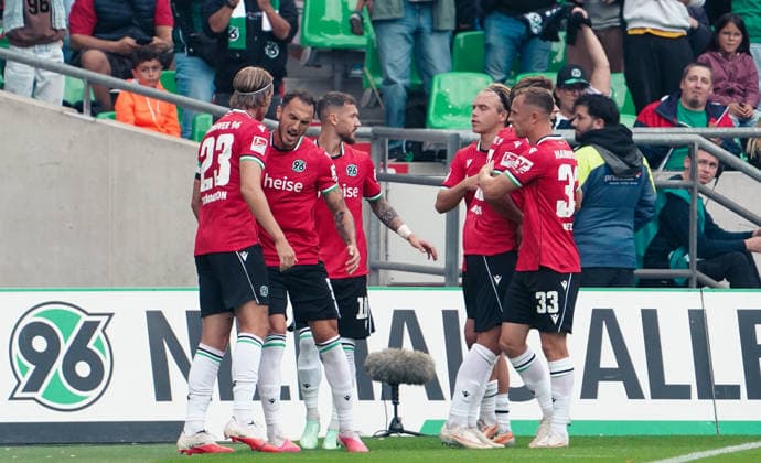 Germany Soccer 2. Bundesliga 2026–2027, Matchday 6: Hannover 96 vs. VfL Bochum at Heinz von Heiden Arena Stadium in Hannover—Goal and goal celebration by Stefan Teitur Ørðarson (Stefan Teitur Thordarson) of Hannover 96, 23 Virgil Ghi?a Virgil Ghita Hannover 96, 5 Maurice Neubauer Hannover 96, 33 Copyright: xAymanxAlahmedx