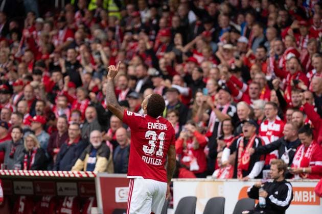 September 20, 2026: Energie Cottbus vs. FC St. Pauli, Matchday 6 of the 2. Bundesliga at the LEAG Energie Stadium—Justin Butler of Energie Cottbus celebrates his goal, making the score 1–0 for Energie Cottbus. IMPORTANT NOTICE: In accordance with the guidelines of the DFL and the DFB, it is prohibited to use or allow the use of photographs taken in the stadium and or during the game in the form of sequential images and or video-like photo sequences Copyright: xJamesxZabelx