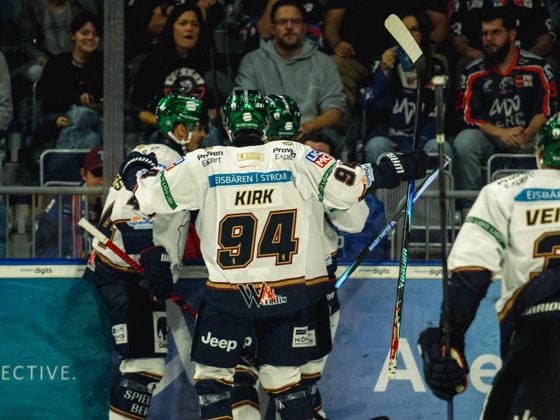 September 20, 2026, xwppx, Penny DEL Ice Hockey, Adler Mannheim vs. Eisbären Berlin; left: Celebrations after the Eisbären Berlin s 0–2 victory
