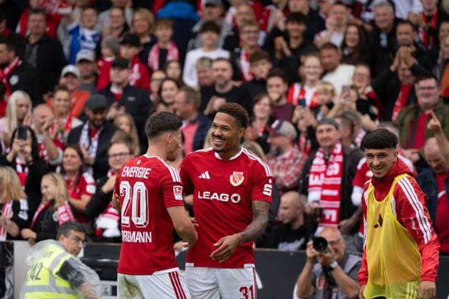 September 20, 2026: Energie Cottbus vs. FC St. Pauli, Matchday 6 of the 2. Bundesliga at the LEAG Energie Stadium—Justin Butler of Energie Cottbus celebrates his goal, making the score 1–0 for Energie Cottbus. IMPORTANT NOTICE: In accordance with the guidelines of the DFL and the DFB, it is prohibited to use or allow the use of photographs taken in the stadium and or during the game in the form of sequential images and or video-like photo sequences Copyright: xJamesxZabelx