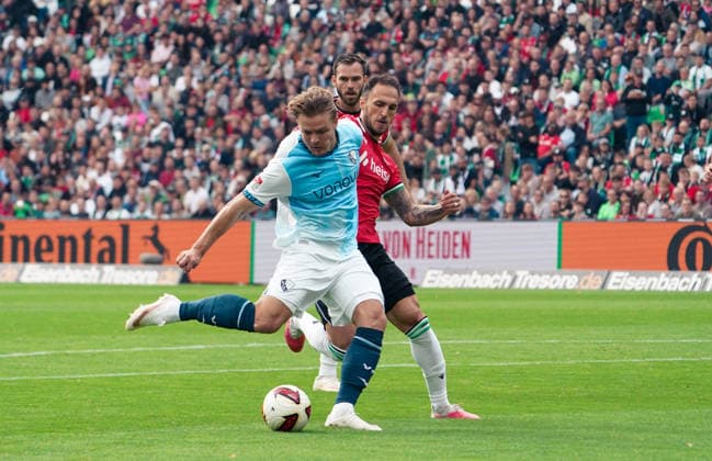 Germany Soccer 2. Bundesliga 2026–2027, Matchday 6: Hannover 96 vs. VfL Bochum at Heinz von Heiden Arena Stadium in Hannover; scoring chance by Christian Rasmussen of VfL Bochum, 7 Copyright: xAymanxAlahmedx