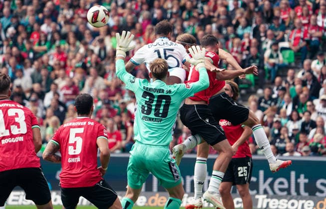 Germany Soccer 2. Bundesliga 2026–2027, Matchday 6: Hannover 96 vs. VfL Bochum at Heinz von Heiden Arena Stadium in Hannover. Scoring chance by Michael Steinwender of VfL Bochum, 15 Copyright: xAymanxAlahmedx