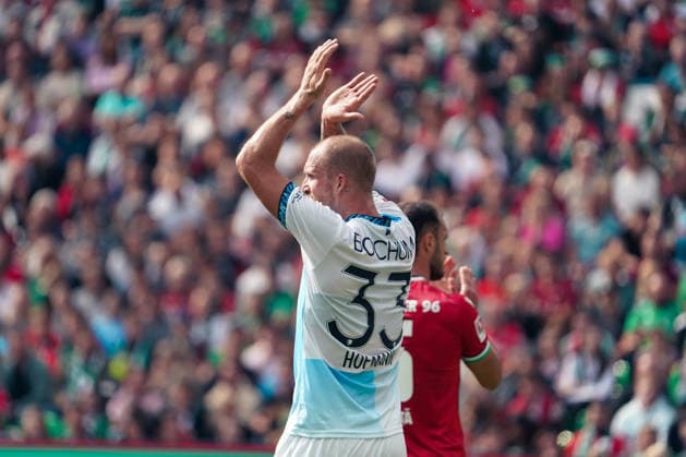 Germany Soccer 2. Bundesliga 2026–2027, Matchday 6: Hannover 96 vs. VfL Bochum at Heinz von Heiden Arena Stadium in Hannover—gestures, body language, emotion—Philipp Hofmann (VfL Bochum), 33 Copyright: xAymanxAlahmedx