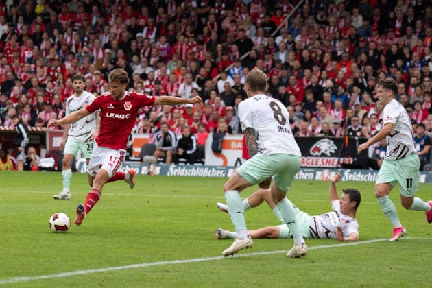 September 20, 2026: Energie Cottbus vs. FC St. Pauli, Matchday 6 of the 2. Bundesliga at the LEAG Energie Stadium. Final by Moritz Hannemann, Energie Cottbus, 11 IMPORTANT NOTICE: In accordance with DFL and DFB regulations, it is prohibited to use or allow the use of photographs taken inside the stadium and or during the match in the form of sequential images and or video-like photo series. Copyright: xJamesxZabelx