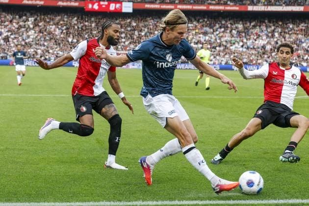 FEYENOORD, 20-09-2026 , Stadium Feijenoord De Kuip , season 2026 2027 , Dutch Eredivisie football , match between Feyenoord and FC Utrecht , picture shows FC Utrecht player Niklas Vesterlund Feyenoord - Utrecht  x207316657x Copyright: