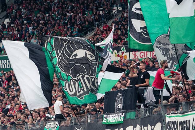 Germany Soccer 2. Bundesliga 2026–2027, Matchday 6: Hannover 96 vs. VfL Bochum, Heinz von Heiden Arena Stadium, Hannover—spectators, fans, stands, choreography, fan choreography, Copyright: xAymanxAlahmedx