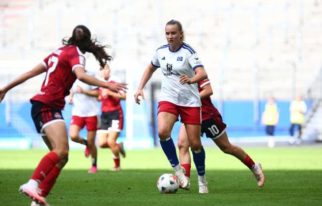 September 20, 2026, xcex, GER, Hamburg, Volksparkstadion, Women s Soccer, 1. Bundesliga, DIE LIGA, Google Pixel Women s Bundesliga 2026–2027 Season, Matchday 5, HSV, FCN, Hamburger SV vs. 1. FC Nürnberg, Nikola Karczewska. HSV. DFL regulations prohibit any use of photographs as image sequences and or quasi-video.