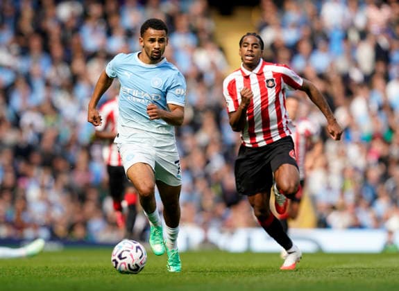 Manchester, England, 20th September 2026. Illiman Ndiaaye of Manchester City gets in front of Dayann Methalie of Sunderland during the Manchester City vs Sunderland Premier League match at the Etihad Stadium, Manchester. Picture credit should read: Andrew Yates Sportimage EDITORIAL USE ONLY. No use with unauthorised audio, video, data, fixture lists, club league logos or live services. Online in-match use limited to 120 images, no video emulation. No use in betting, games or single club league player publications. SPI_024_AY_ManCity_Sunderland SPI-5012-0024