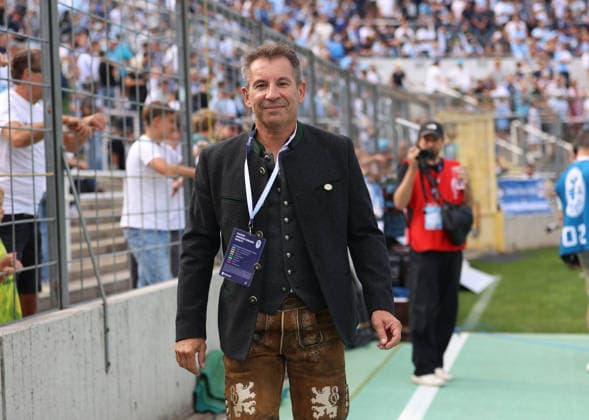 Soccer, Men s, Bavarian Regional League, 2026–2027 Season, TSV 1860 Munich vs. FC Nuremberg II, Grünwalder Stadium; Gernot Mang, President of TSV 1860 Munich, wearing traditional attire, including lederhosen