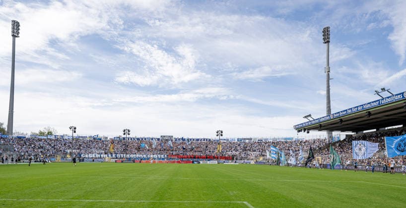 The Löwen fans in the Westkurve holding a banner reading Oppose all stadium bans—Freedom for Ultras ; on the right, the standing section with the flag-wavers in front of it, GER, TSV 1860 Munich vs. 1. FC Nuremberg II U23, soccer, Bavarian Regional League, Matchday 10, 2026–2027 season, September 20, 2026. DFL and DFB regulations prohibit any use of photographs as image sequences and or quasi-video. Photo: HMB Media, Heike Feiner Copyright: HMBxMedia HeikexFeiner
