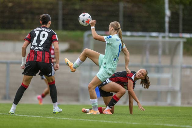 GER, Frankfurt, Eintracht Frankfurt II vs. Hertha BSC Berlin, Women s Bundesliga 2, Soccer, DFB, 2026–2027 Season, Stadion am Brentanobad, Matchday 7 in pictures (from left): Mina Matijevic (Eintracht Frankfurt II), Elfie Wellhausen, Hertha BSC Women 11. DFB and DFL regulations prohibit any use of photographs as image sequences and or quasi-video. September 20, 2026 Copyright: HMBxMedia HendrikxHamelau