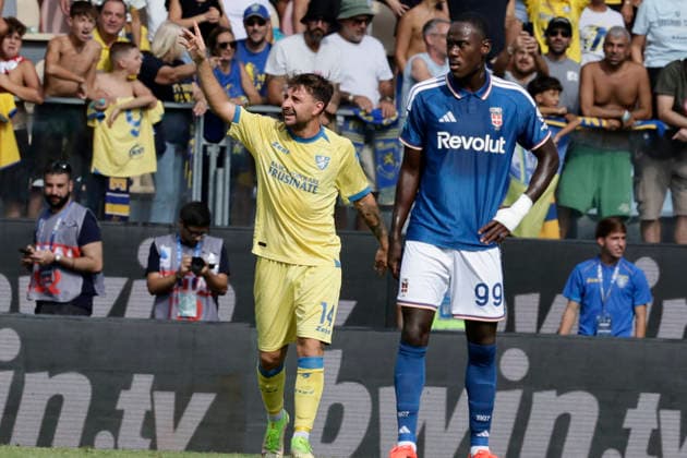 Serie a football match Frosinone Calcio vs Como Frosinone s Italian midfielder Giacomo Calo celebrates after scoring a goal of 1-0 during the Serie A football match between Frosinone Calcio vs Como at the Benito Stirpe stadium in Frosinone, Italy on September 20, 2026. _BPH0324 Copyright: xAntonioxBalascox