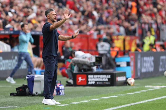 RB Leipzig coach Martin Demichelis gestures during the Bundesliga match between Bayer 04 Leverkusen and RB Leipzig, BayArena on September 20, 2026, in Leverkusen, Germany. Photo by Oliver Kaelke, DeFodi Images. RB Leipzig coach Martin Demichelis gestures during the Bundesliga match between Bayer 04 Leverkusen and RB Leipzig at BayArena on September 20, 2026 in Leverkusen, Germany. Photo by Oliver Kaelke, DeFodi Images. DFB and DFL regulations prohibit any use of photographs as image sequences and or quasi-video. Photo by Oliver Kaelke, DeFodi Images