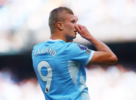 Erling Haaland of Manchester City rues a missed chance Manchester City v Sunderland, Premier League, Football, Etihad Stadium, Manchester, UK - 20 Sep 2026Manchester Etihad Stadium United Kingdom EDITORIAL USE ONLY No use with unauthorised audio, video, data, fixture lists, club league logos or live services. Online in-match use limited to 120 images, no video emulation. No use in betting, games or single club league player publications. Copyright: xMattxWest Shutterstockx 17160119y