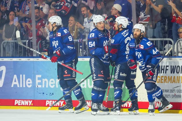Goal for the Eagles GER Adler Mannheim Eisbären Berlin Ice Hockey DEL Matchday 2 of the 2026–2027 Season September 20, 2026 GER Adler Mannheim Eisbären Berlin Ice Hockey PENNY DEL Matchday 2 of the 2026–2027 Season September 20, 2026, Mannheim Copyright: xEibner-Pressefoto JoergxHirschx EP_JHH