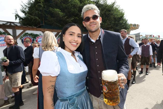 LUIS DIAZ M with Geraldine Ponce, FC Bayern Munich soccer team, traditional Oktoberfest visit to the Kaefer Schaenke on September 20, 2026, in Munich, Germany Â