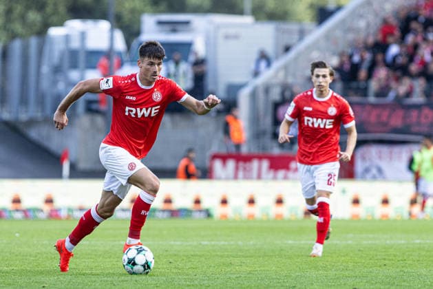 3rd Division, Matchday 7: Rot-Weiss Essen vs. Hansa Rostock, September 20, 2026; Semir Telalovic, Rot-Weiss Essen; 17, 3rd Division, Matchday 7: Rot-Weiss Essen vs. Hansa Rostock, Stadion an der Hafenstraße, Essen, September 20, 2026. DFL regulations prohibit any use of photographs as image sequences and or quasi-video. Copyright: xBEAUTIFULxSPORTS Buriakovx