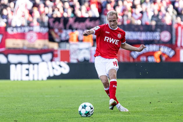 3rd Division, Matchday 7: Rot-Weiss Essen vs. Hansa Rostock, September 20, 2026; Lucas Brumme (Rot-Weiss Essen), 14; 3rd Division, Matchday 7: Rot-Weiss Essen vs. Hansa Rostock, Stadion an der Hafenstraße, Essen, September 20, 2026. DFL regulations prohibit any use of photographs as image sequences and or quasi-video. Copyright: xBEAUTIFULxSPORTS Buriakovx