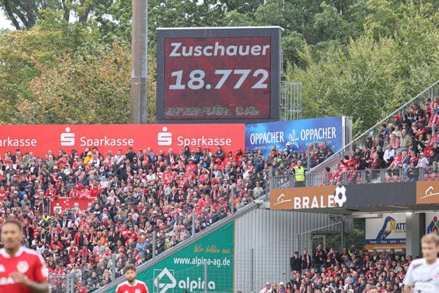 18,772 spectators watched the match in Cottbus: 2026–2027 2. Bundesliga soccer match between FC Energie Cottbus and FC St. Pauli